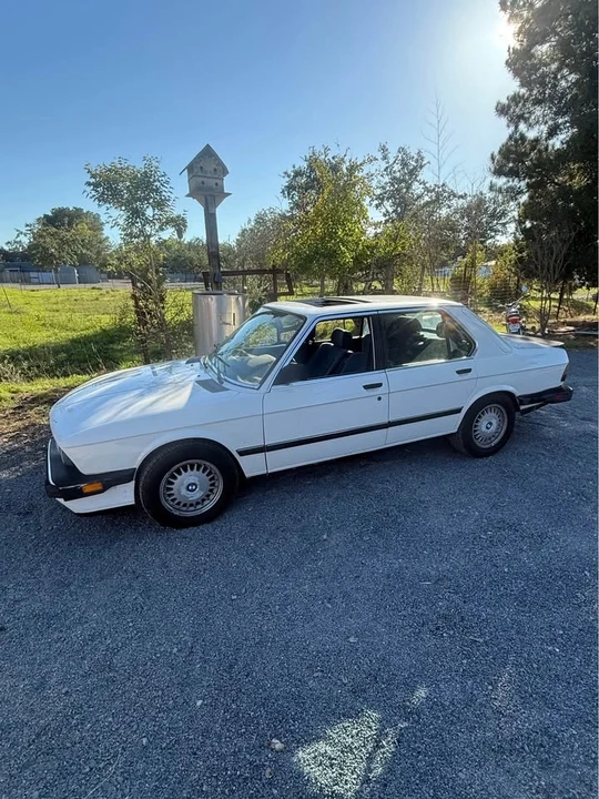 1988 BMW E28 5 Series - Image 3 of 10