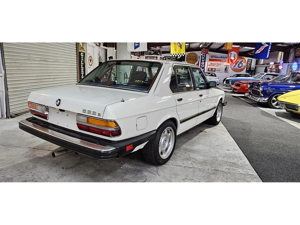 1988 BMW E28 5 Series - Image 10 of 31