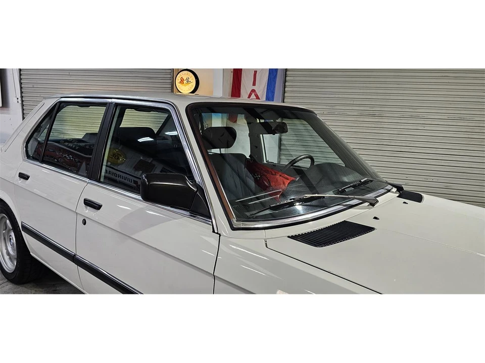 1988 BMW E28 5 Series - Image 24 of 31