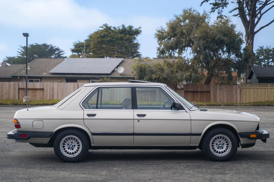 1988 BMW E28 5 Series - Image 10 of 31