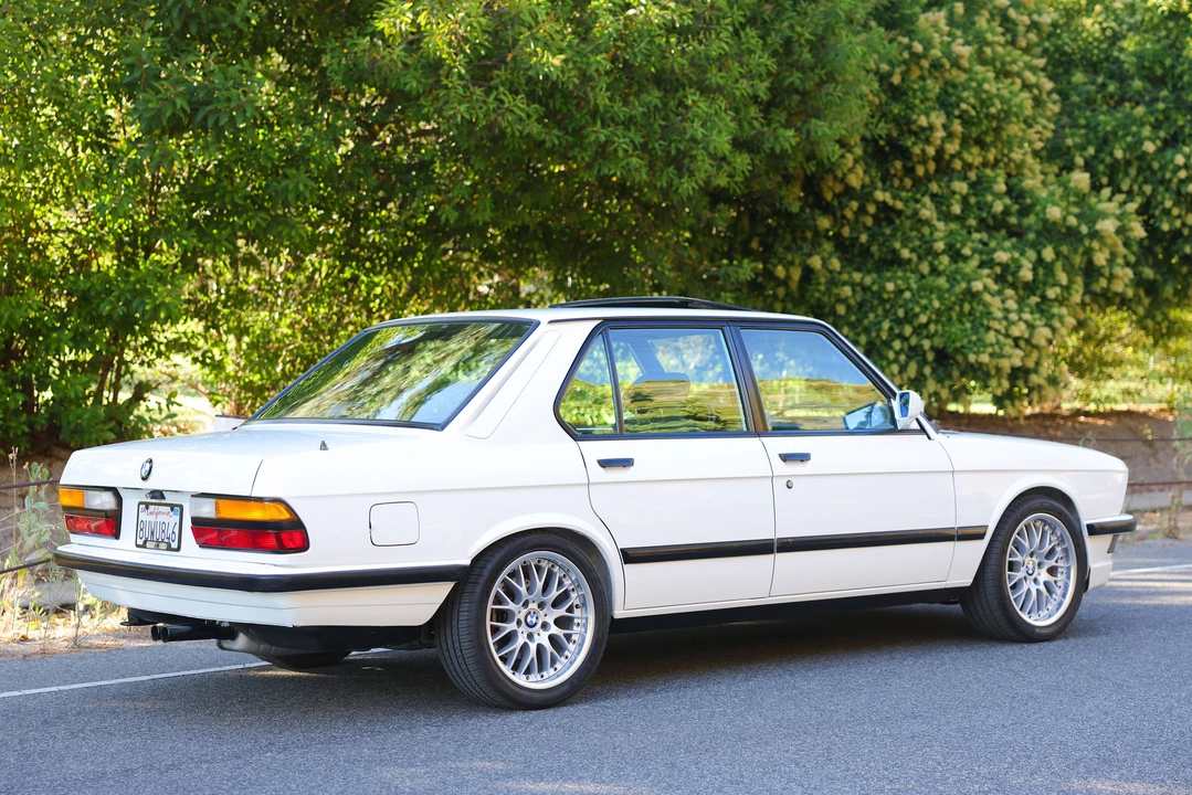 1988 BMW E28 5 Series - Image 24 of 31
