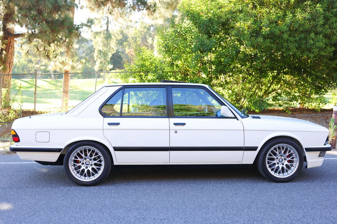 1988 BMW E28 5 Series - Image 27 of 31