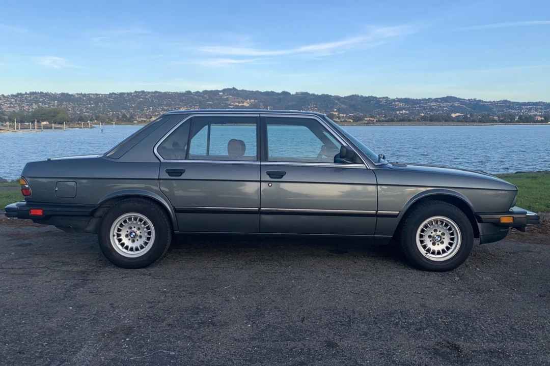 1988 BMW E28 5 Series - Image 7 of 31
