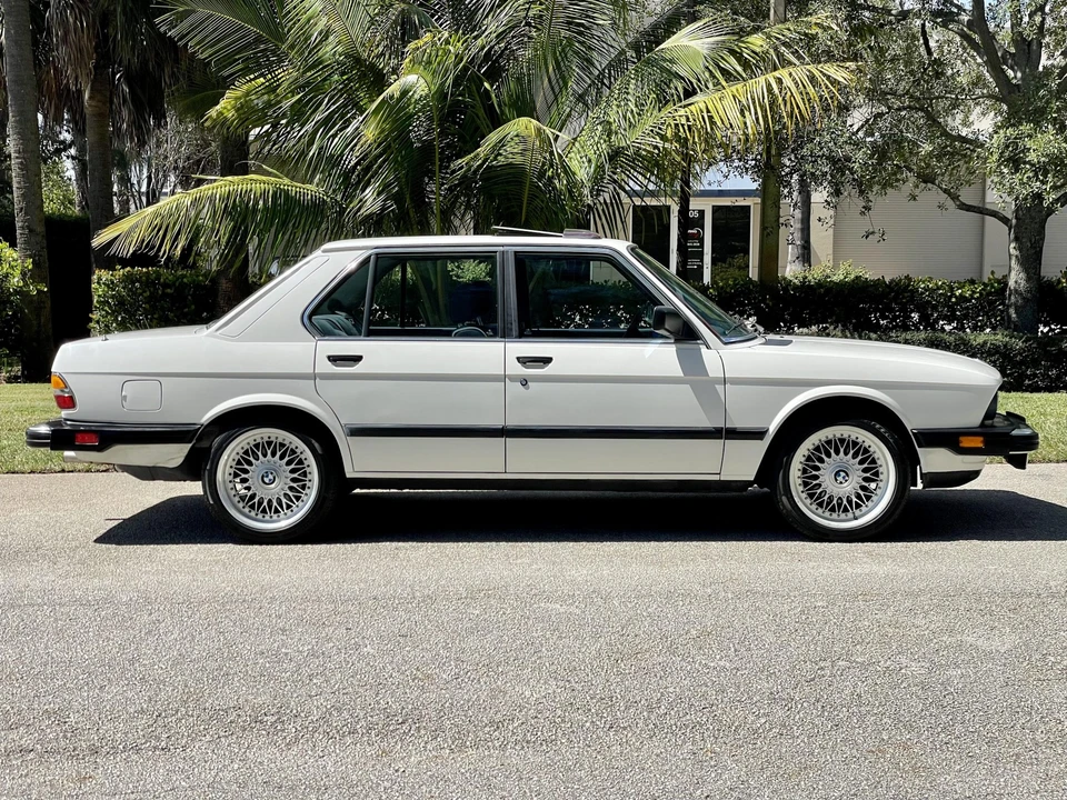 1988 BMW E28 5 Series - Image 3 of 31