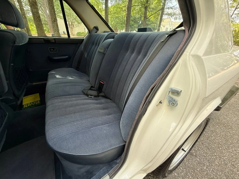 1988 BMW E28 5 Series - Image 28 of 31