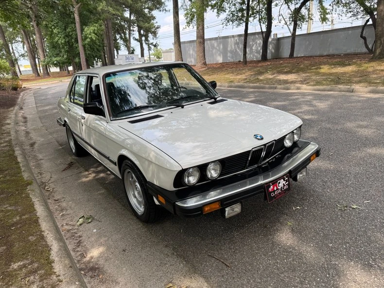 1988 BMW E28 5 Series - Image 7 of 31