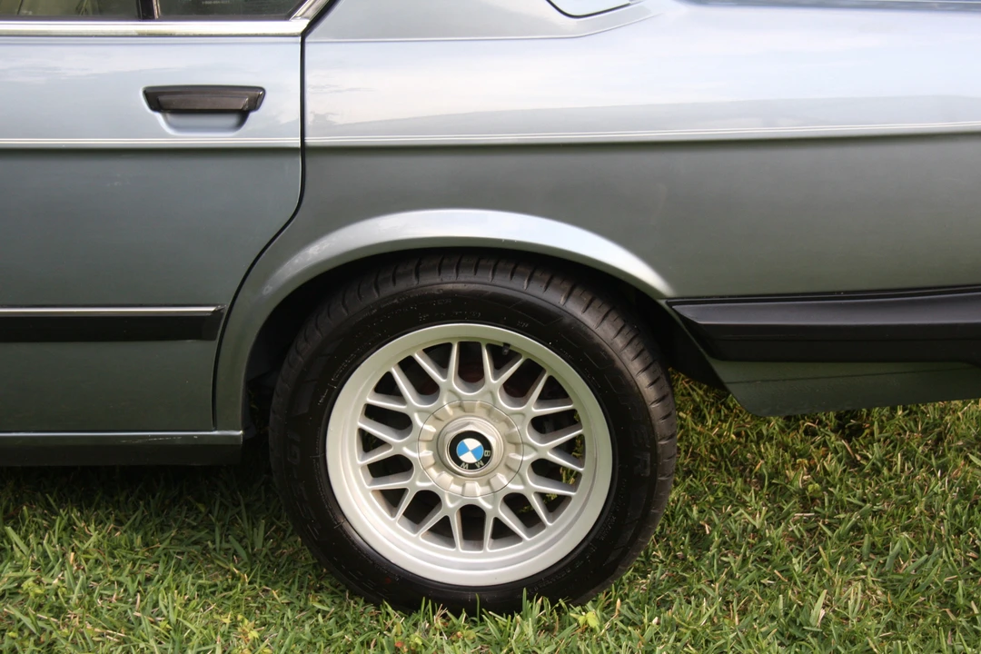 1988 BMW E28 5 Series - Image 15 of 31