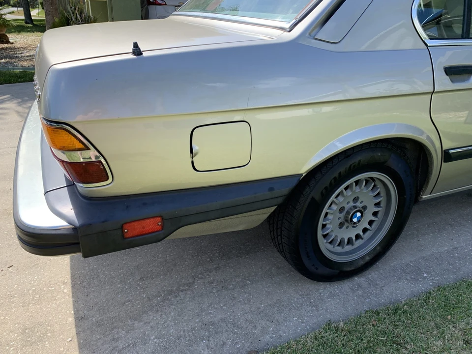 1988 BMW E28 5 Series - Image 11 of 31