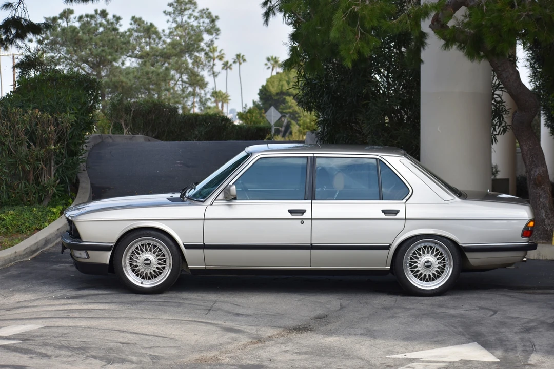 1988 BMW E28 5 Series - Image 17 of 31
