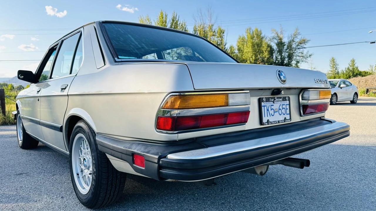 1988 BMW E28 5 Series - Image 24 of 31