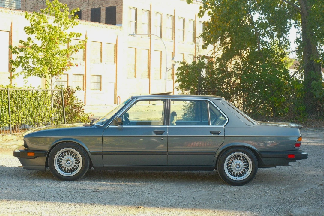 1988 BMW E28 5 Series - Image 6 of 31