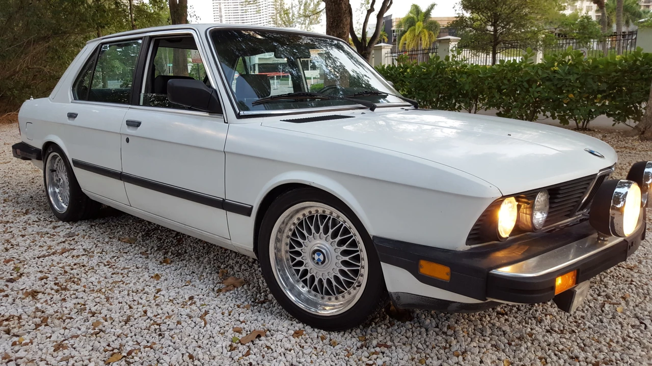 1988 BMW E28 5 Series - Image 12 of 31