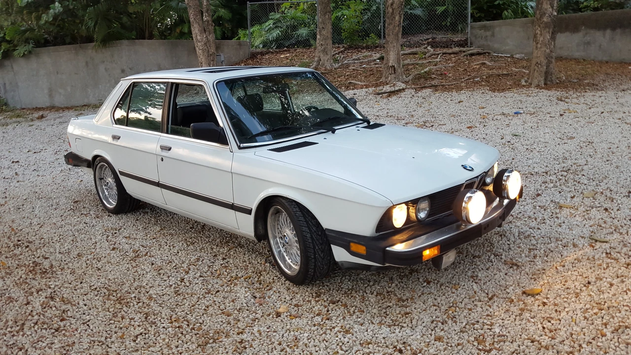 1988 BMW E28 5 Series - Image 11 of 31