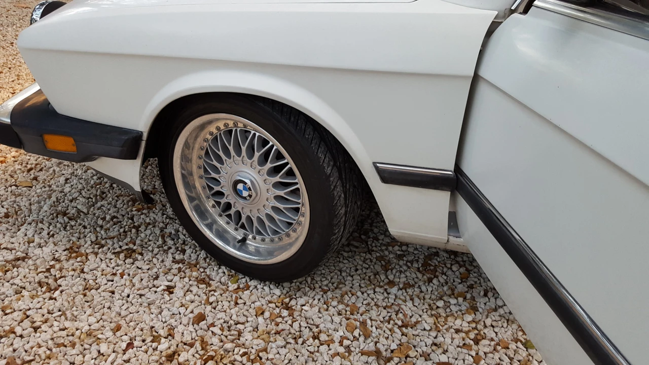 1988 BMW E28 5 Series - Image 27 of 31
