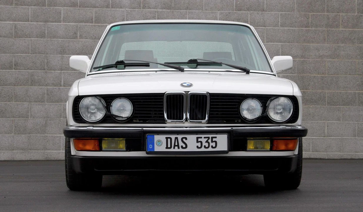 1988 BMW E28 5 Series - Image 10 of 31