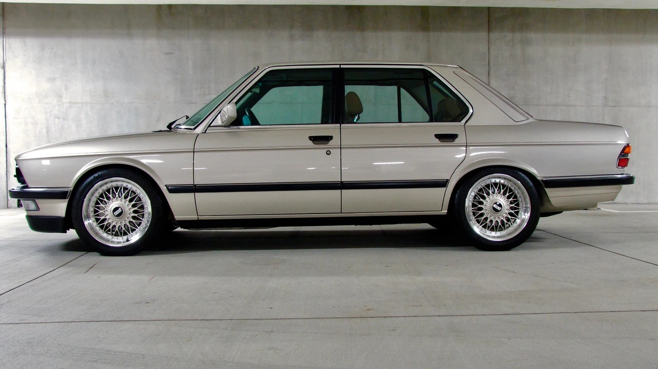1988 BMW E28 5 Series - Image 15 of 31