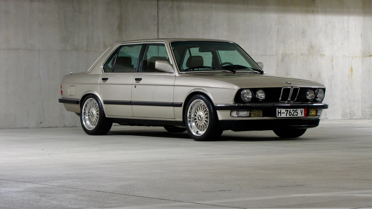 1988 BMW E28 5 Series - Image 28 of 31