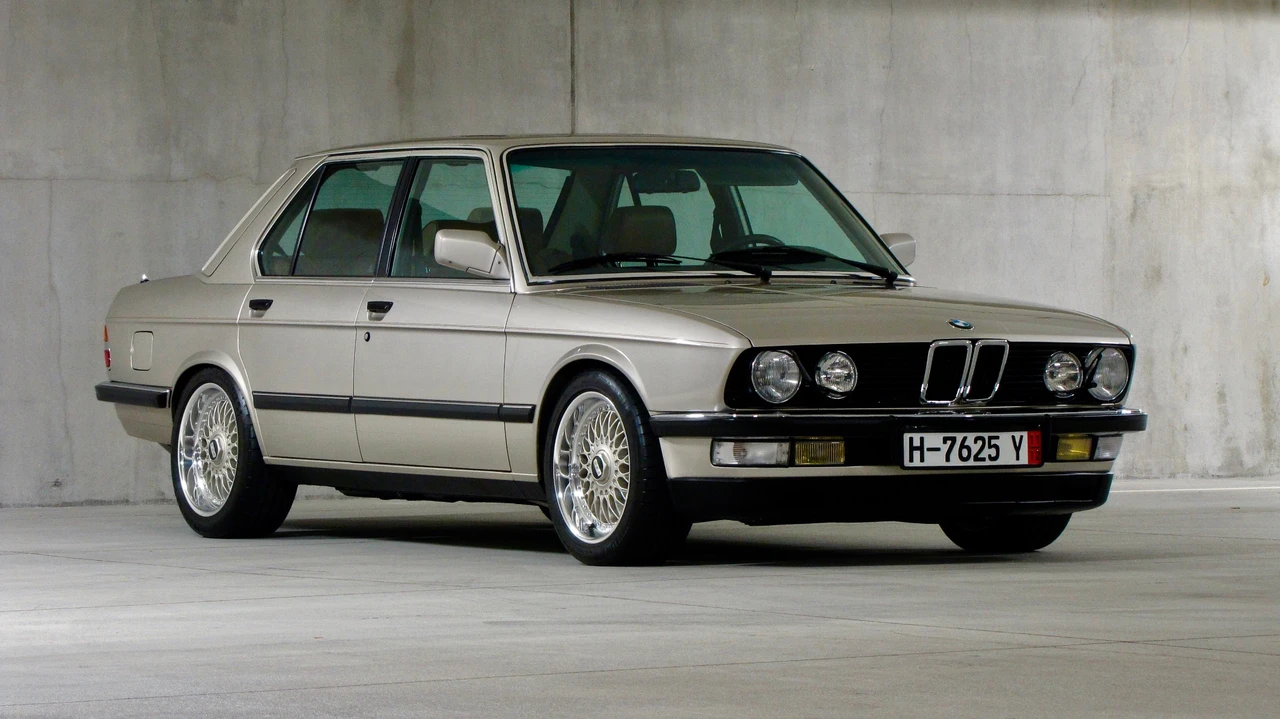 1988 BMW E28 5 Series - Image 29 of 31