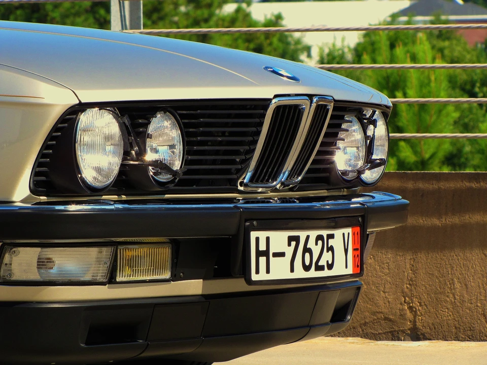 1988 BMW E28 5 Series - Image 11 of 31