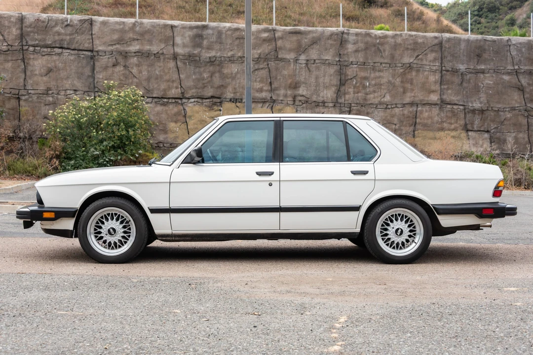 1988 BMW E28 5 Series - Image 3 of 31