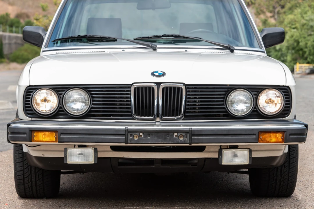 1988 BMW E28 5 Series - Image 10 of 31