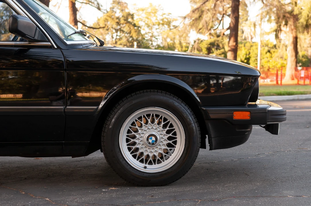 1988 BMW E28 5 Series - Image 12 of 31