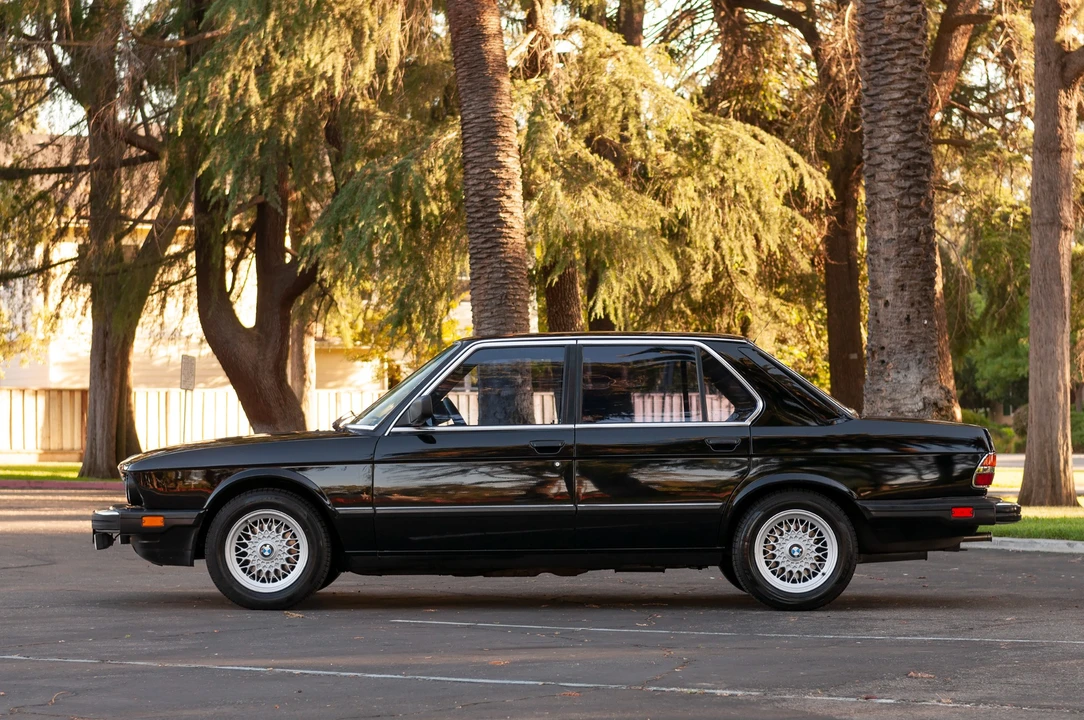 1988 BMW E28 5 Series - Image 8 of 31