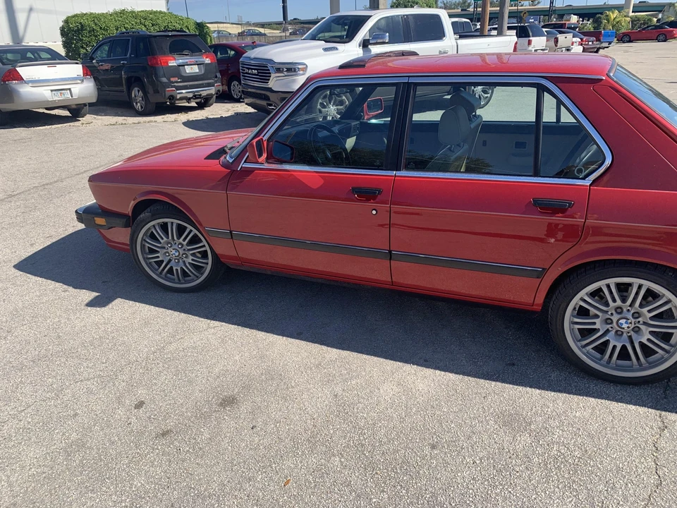 1988 BMW E28 5 Series - Image 25 of 31