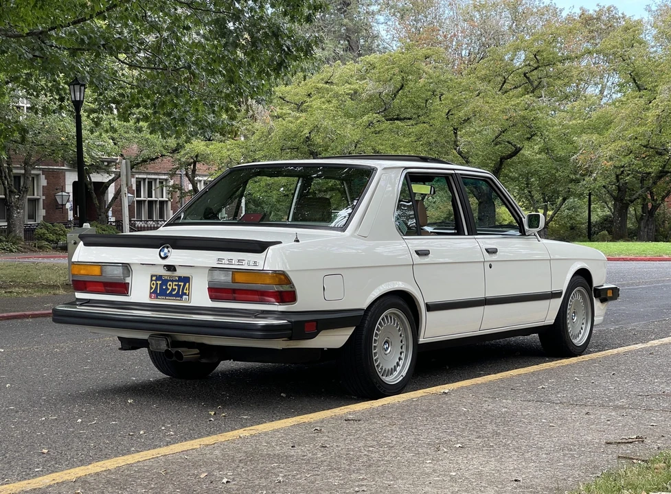 1988 BMW E28 5 Series - Image 12 of 31