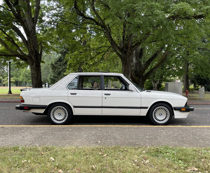 1988 BMW E28 5 Series - Image 14 of 31
