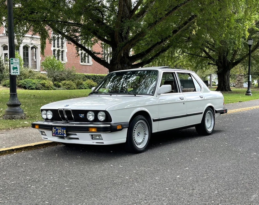 1988 BMW E28 5 Series - Image 10 of 31