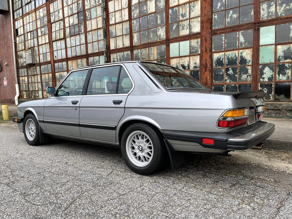 1988 BMW E28 5 Series - Image 28 of 31