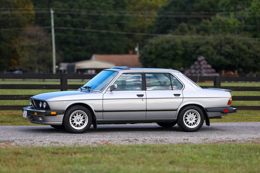 1988 BMW E28 5 Series - Image 11 of 31
