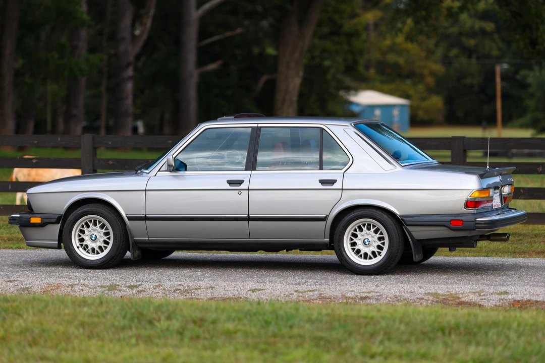 1988 BMW E28 5 Series - Image 14 of 31