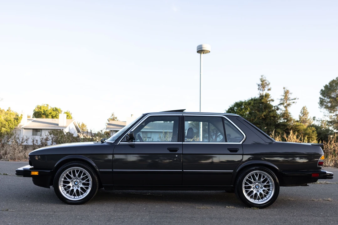 1988 BMW E28 5 Series - Image 8 of 31