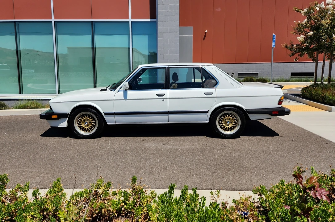 1988 BMW E28 5 Series - Image 12 of 31
