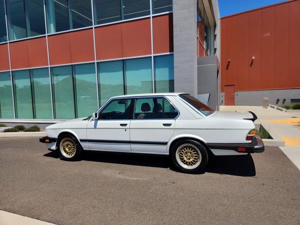 1988 BMW E28 5 Series - Image 13 of 31