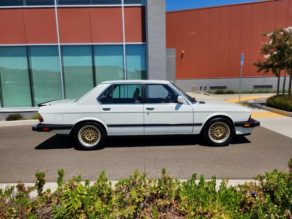 1988 BMW E28 5 Series - Image 29 of 31