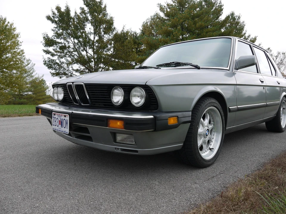 1988 BMW E28 5 Series - Image 10 of 31