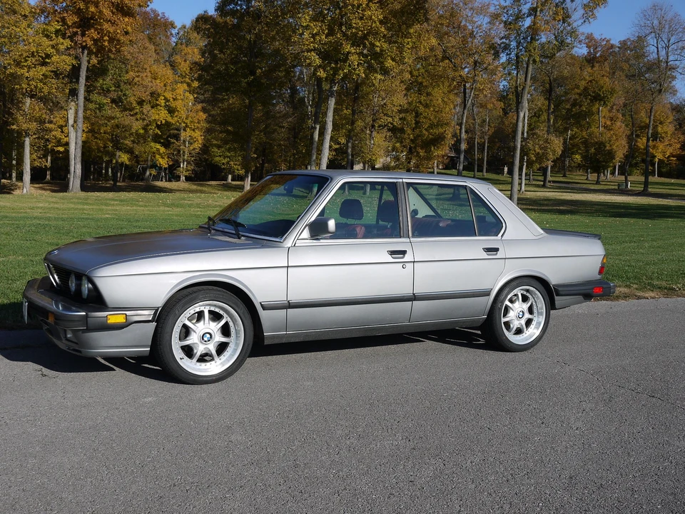1988 BMW E28 5 Series - Image 2 of 31
