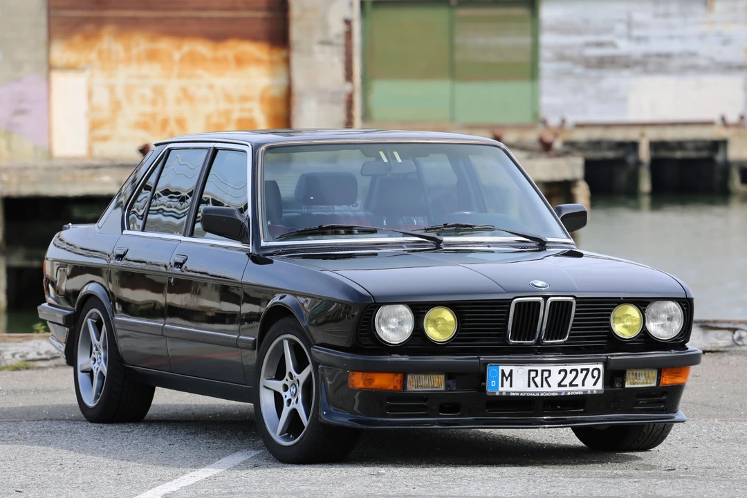 1988 BMW E28 5 Series - Image 2 of 31