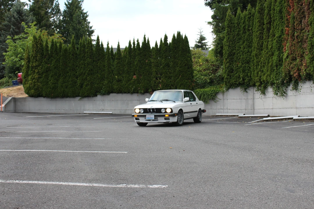 1988 BMW E28 5 Series - Image 2 of 31