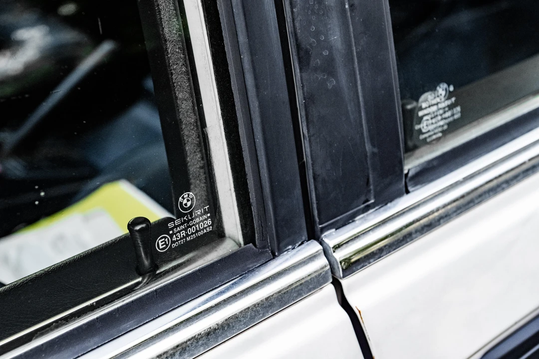 1988 BMW E28 5 Series - Image 26 of 31