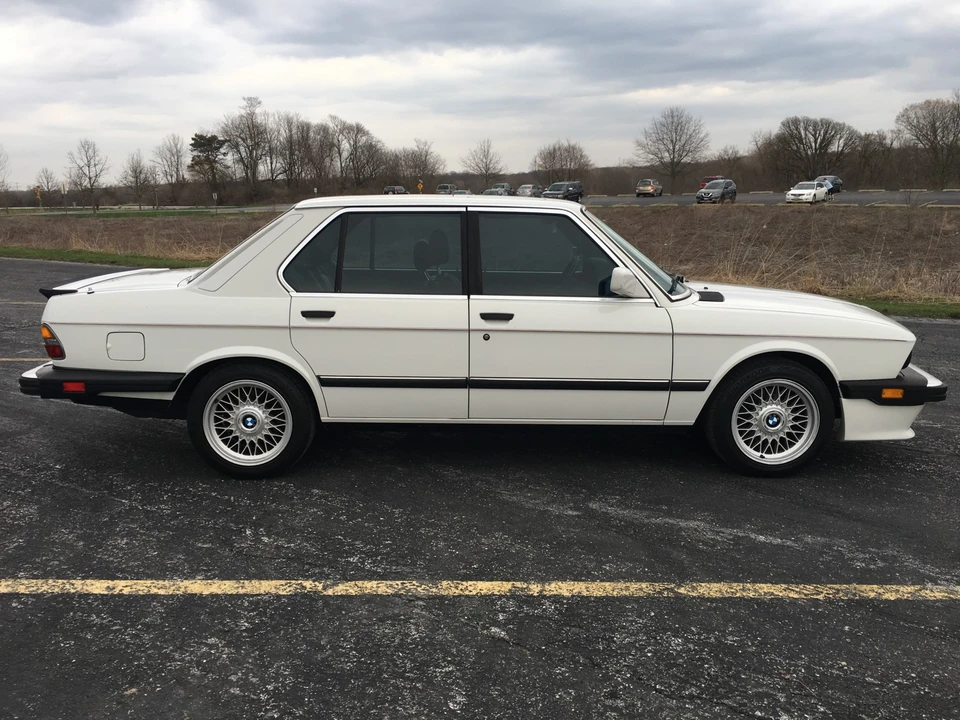 1988 BMW E28 5 Series - Image 2 of 31