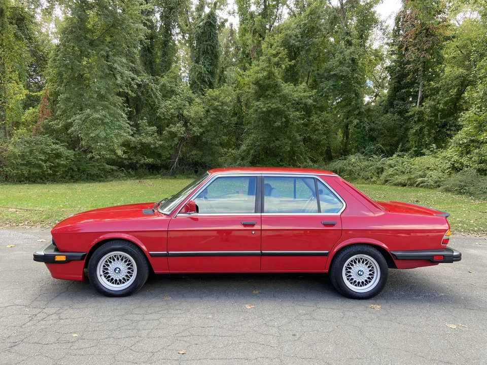 1988 BMW E28 5 Series - Image 30 of 31