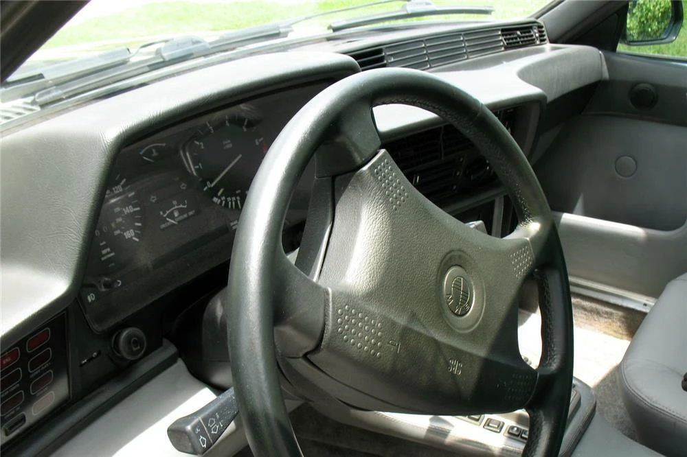 1988 BMW E24 6 Series - Image 4 of 6