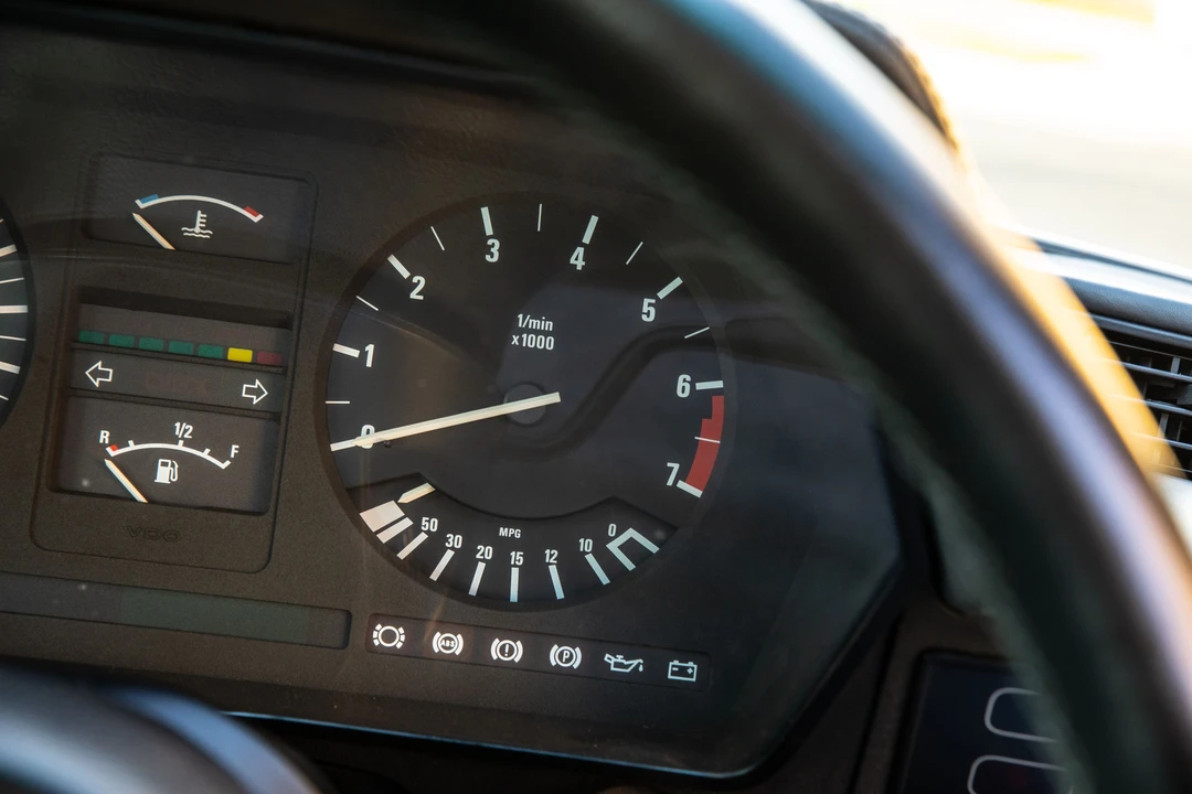 1988 BMW E24 6 Series - Image 9 of 28