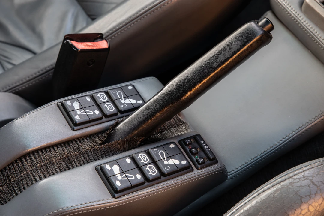 1988 BMW E24 6 Series - Image 12 of 28