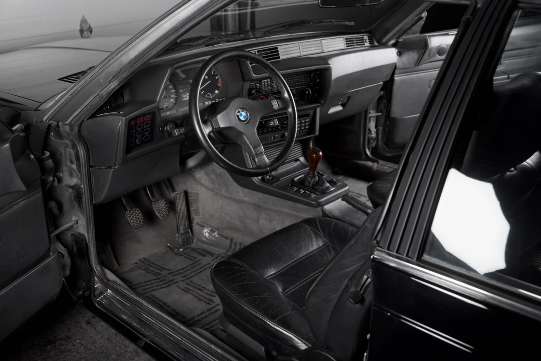 1988 BMW E24 6 Series - Image 27 of 31