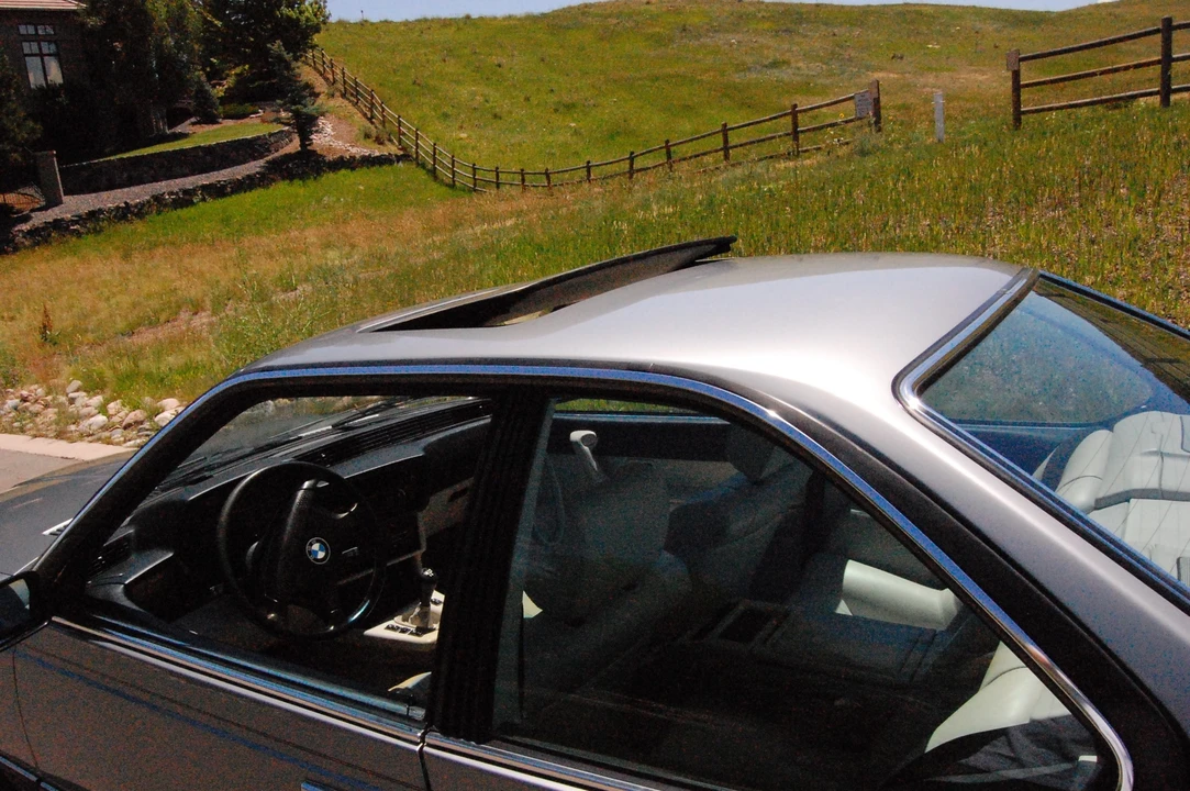 1988 BMW E24 6 Series - Image 14 of 31